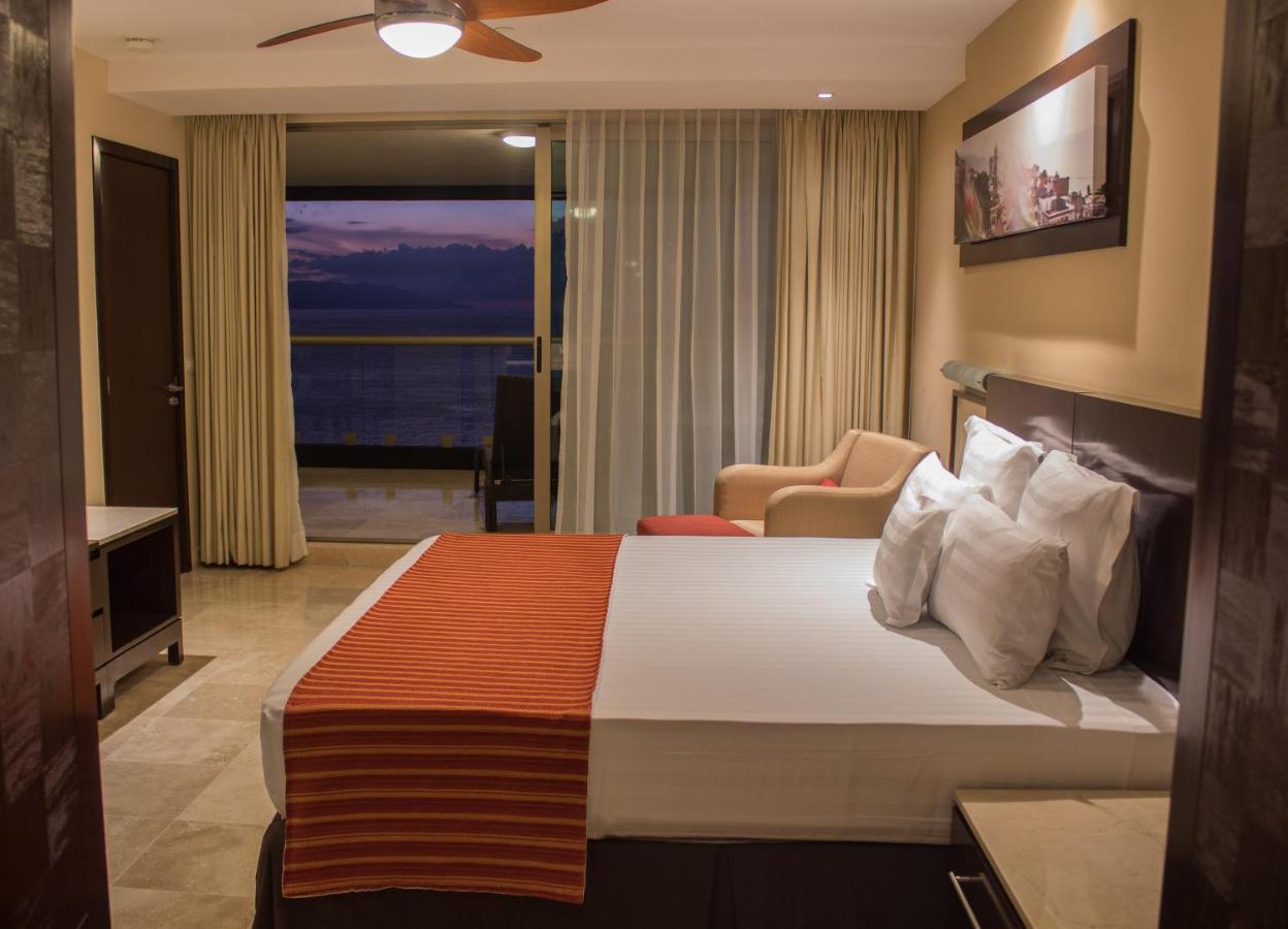 Sunset Plaza Beach Resort Puerto Vallarta All Inclusive Extérieur photo