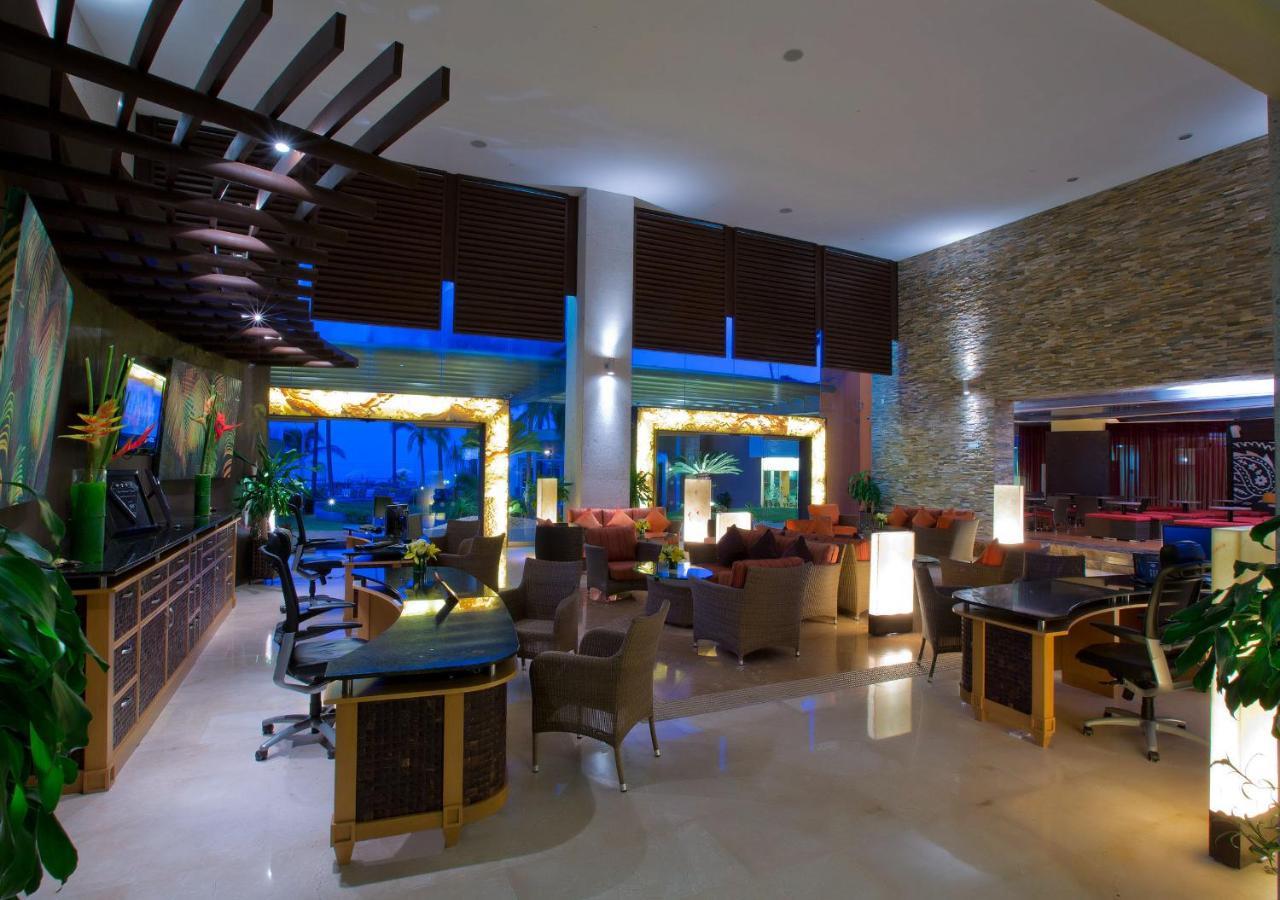 Sunset Plaza Beach Resort Puerto Vallarta All Inclusive Extérieur photo
